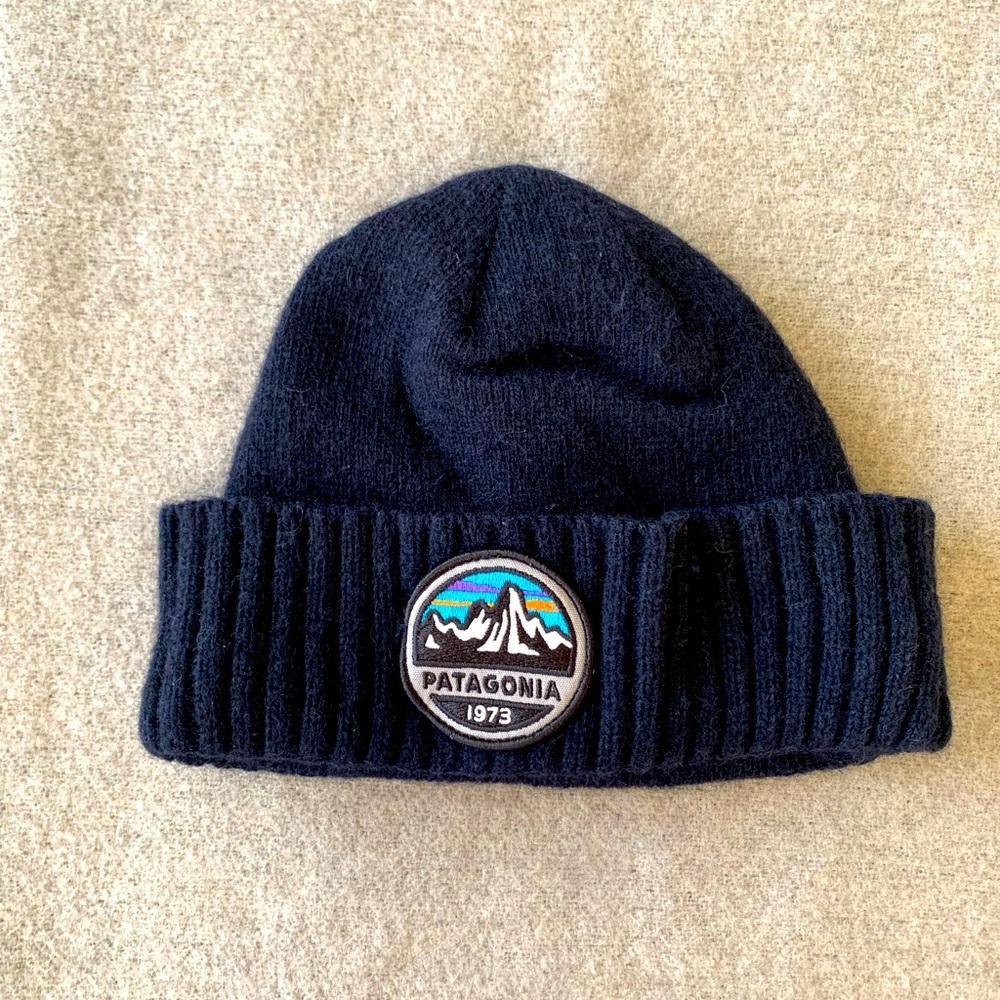 Patagonia knit beanie hat dark blue